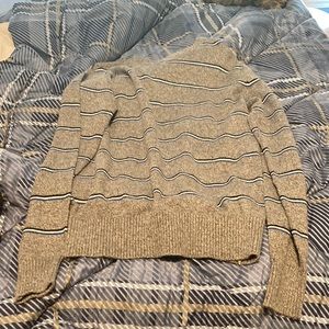 Gray American Eagle sweater Size M